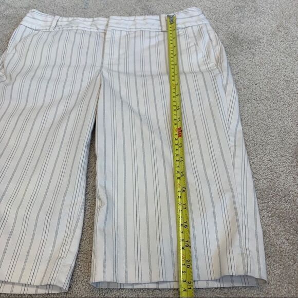 𝅺CLUB Monaco pinstripe shorts cream Bermuda Sz 6 - Picture 8 of 11